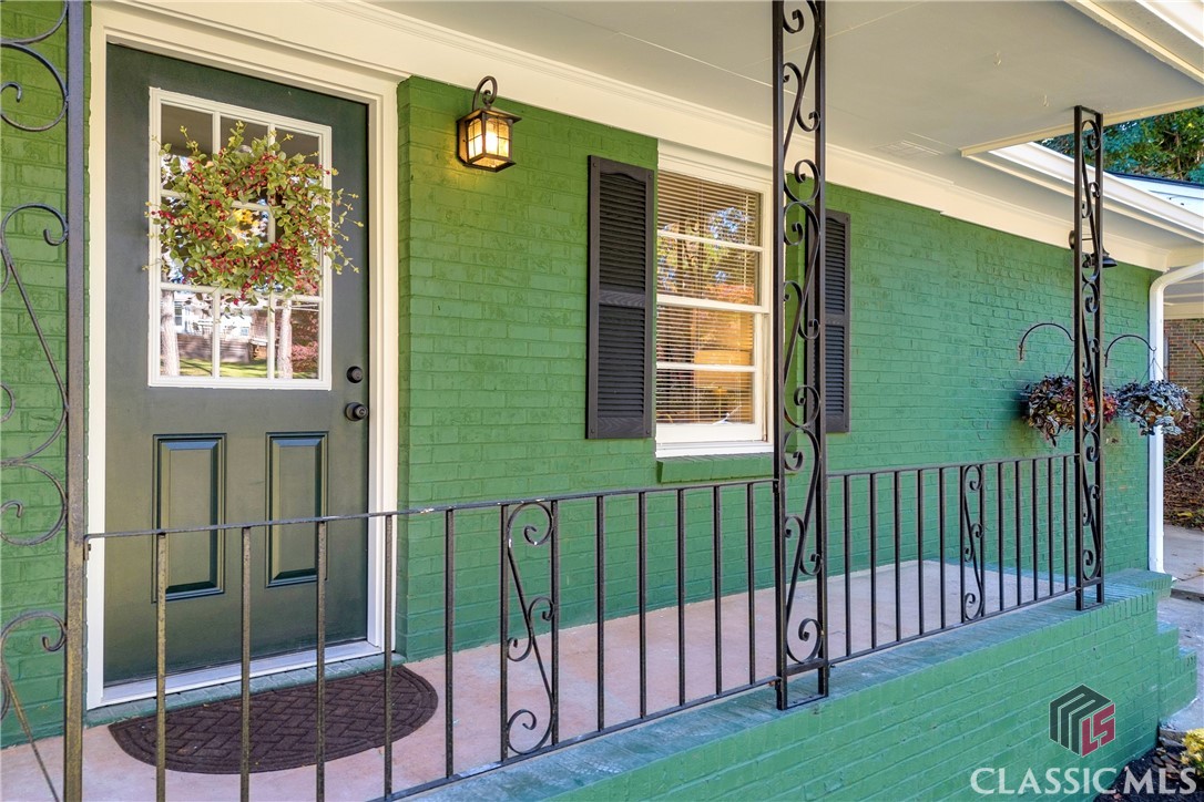198 Chanticleer Road Commerce, GA 30529 - Photo 6 of 41