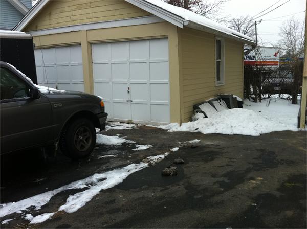470 White Street Springfield, MA 01108 - Photo 3 of 20 Gallery Image 3
