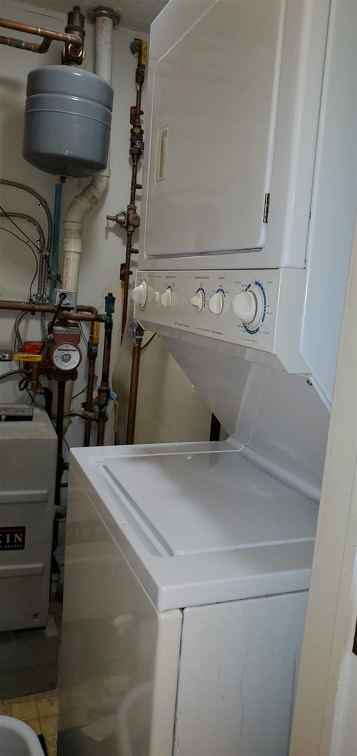 603 Mountains Edge Road Brownsville, VT 05037 - Photo 12 of 24