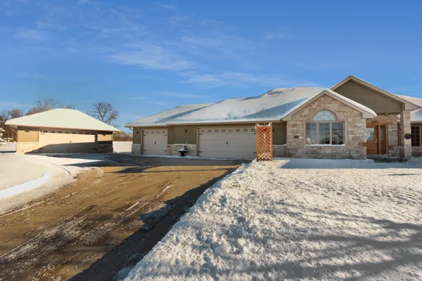 $525,000 | N1841 Shale Avenue, Campbellsport, WI 53010