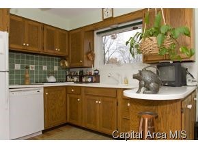 61 Lambert Lane Springfield, IL 62704 - Photo 15 of 19