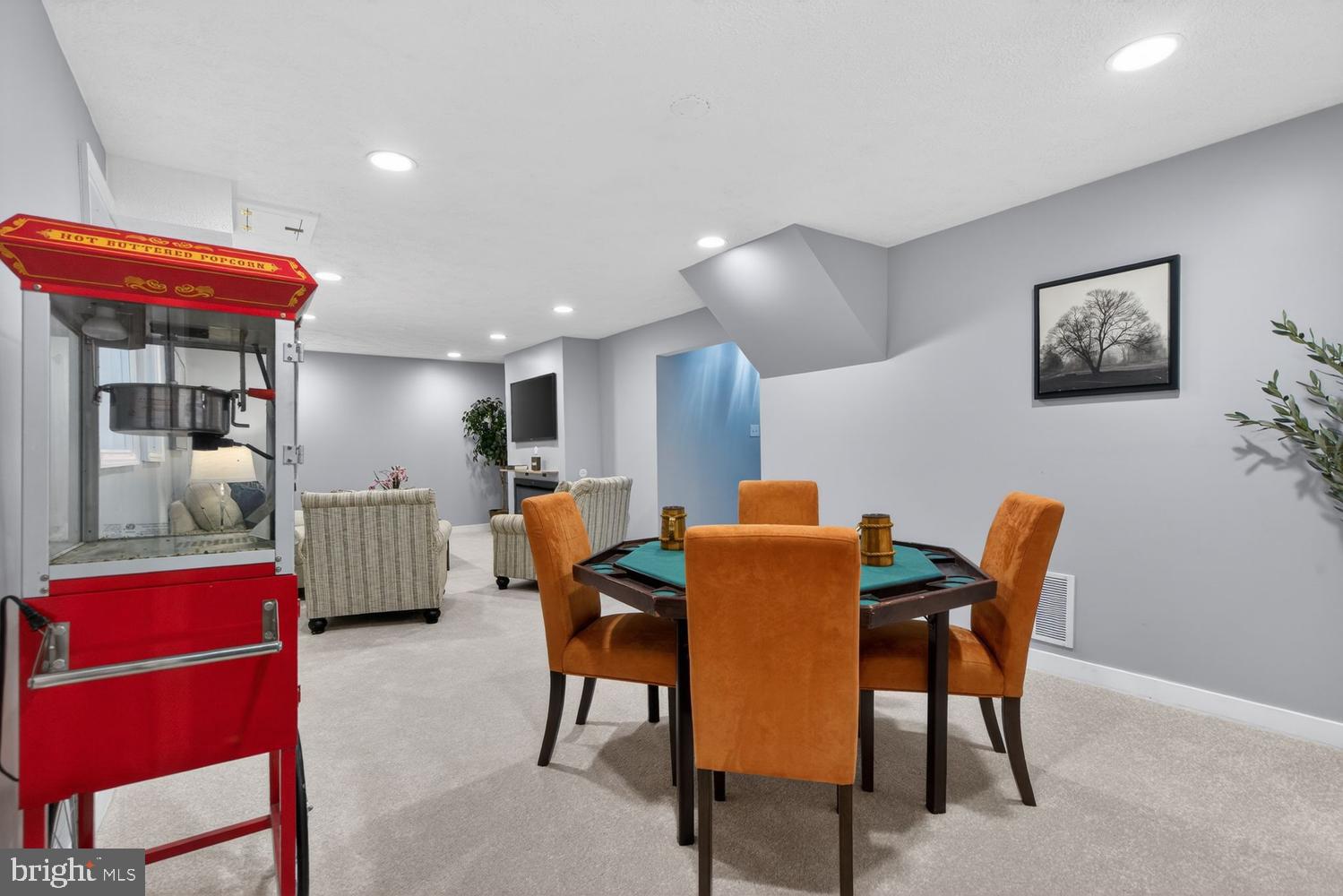 8532 Lakinhurst Lane Springfield, VA 22152 - Photo 47 of 62