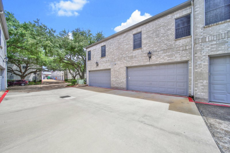 7299 Regency Square Court, Unit 7299 Houston, TX 77036 - Photo 20 of 20
