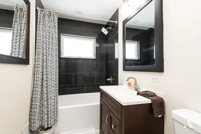 $399,900 | 6N362 Andrene Lane, Itasca, IL 60143