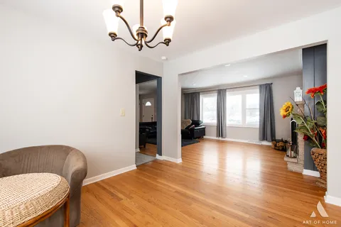 $399,900 | 6N362 Andrene Lane, Itasca, IL 60143