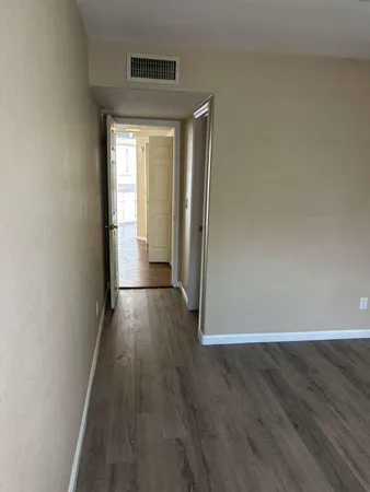 $2,400 | 15822 North 5th Avenue, Phoenix, AZ 85023