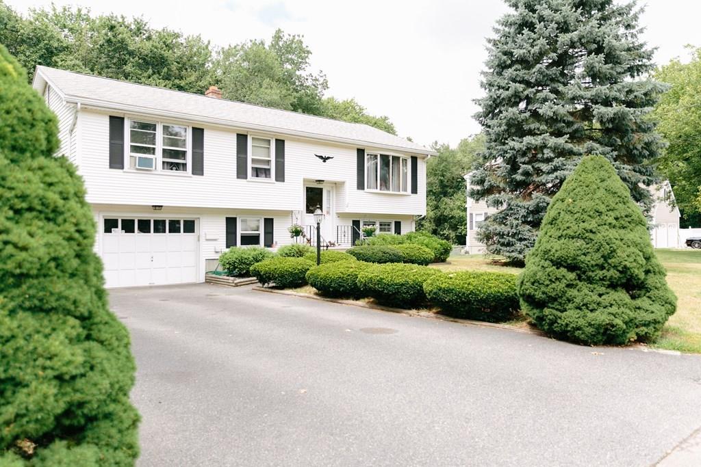 83 Olive Street Woonsocket, RI 02895 - Photo 2 of 27 Gallery Image 2
