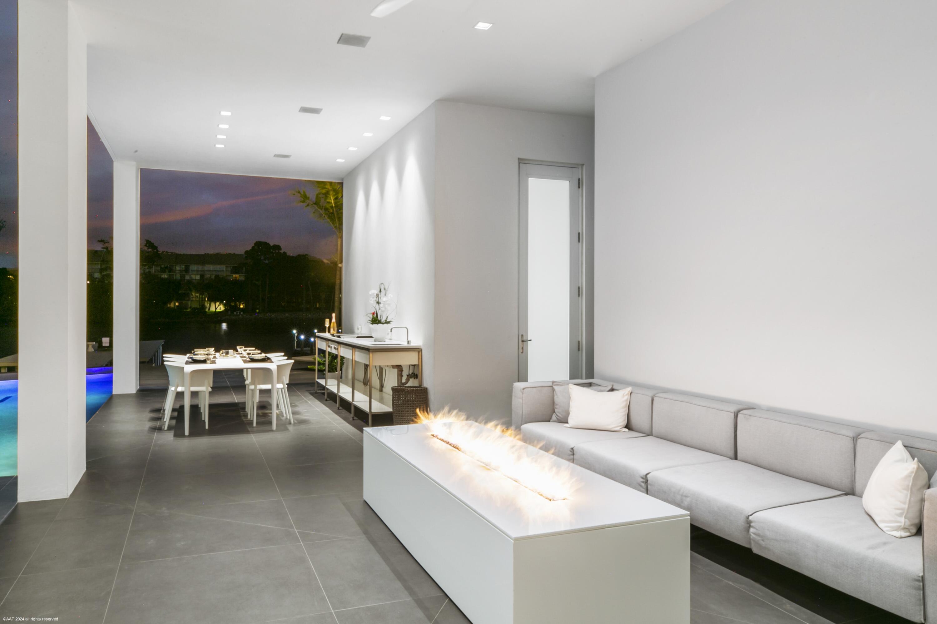 14844 Palmwood Road Palm Beach Gardens, FL 33410 - Photo 53 of 77 14844 Palmwood Rd 097c