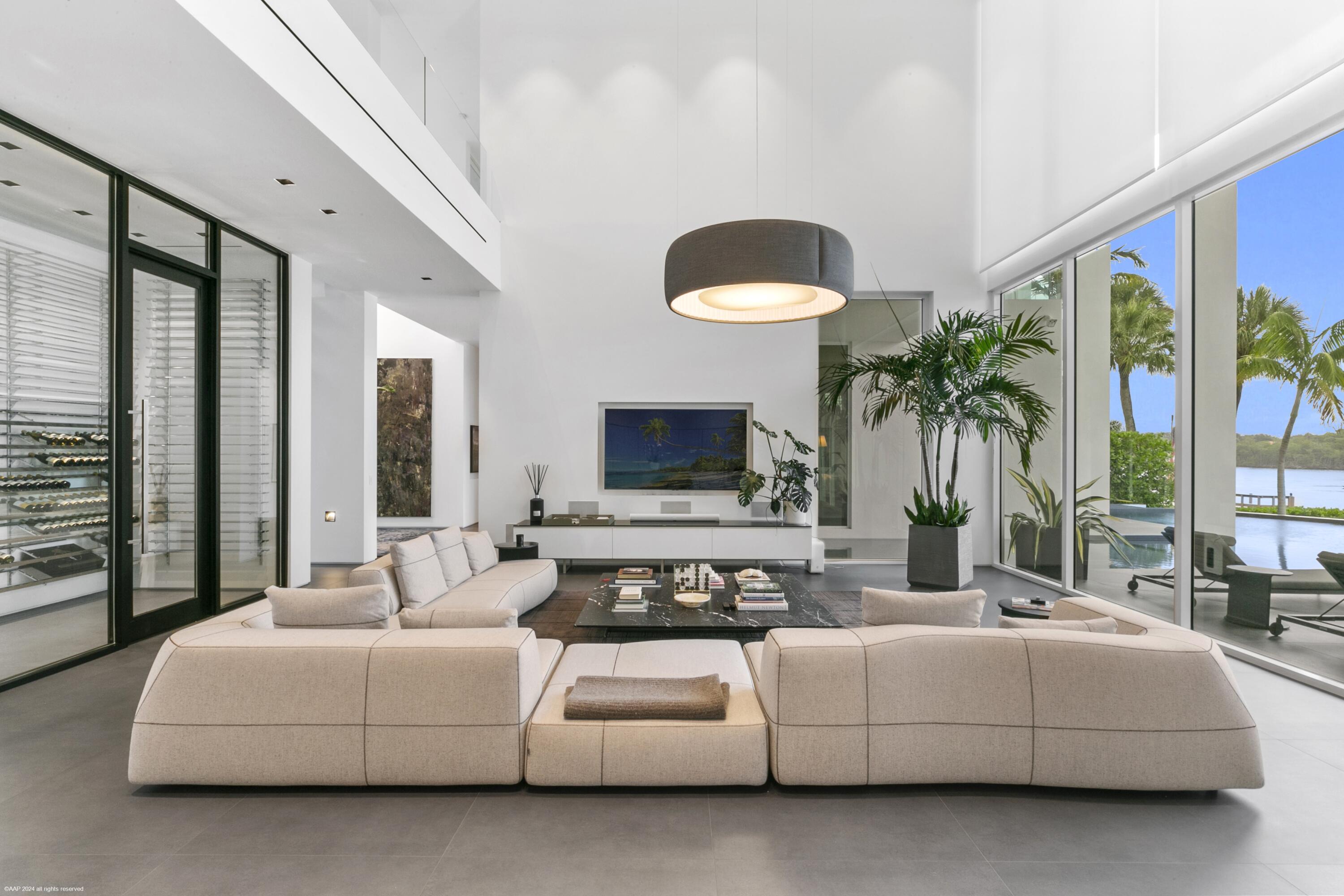 14844 Palmwood Road Palm Beach Gardens, FL 33410 - Photo 9 of 77 14844 Palmwood Rd 029