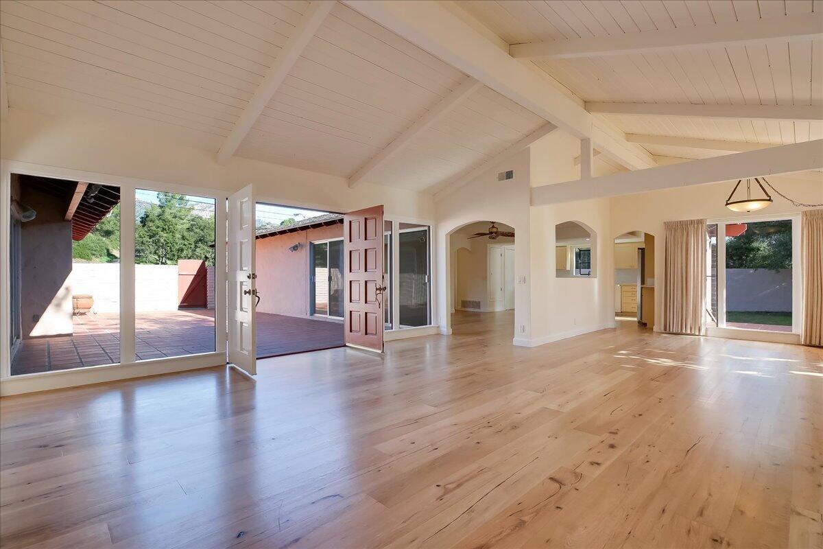 3731 Foothill Road Santa Barbara, CA 93105 - Photo 5 of 30 21-021