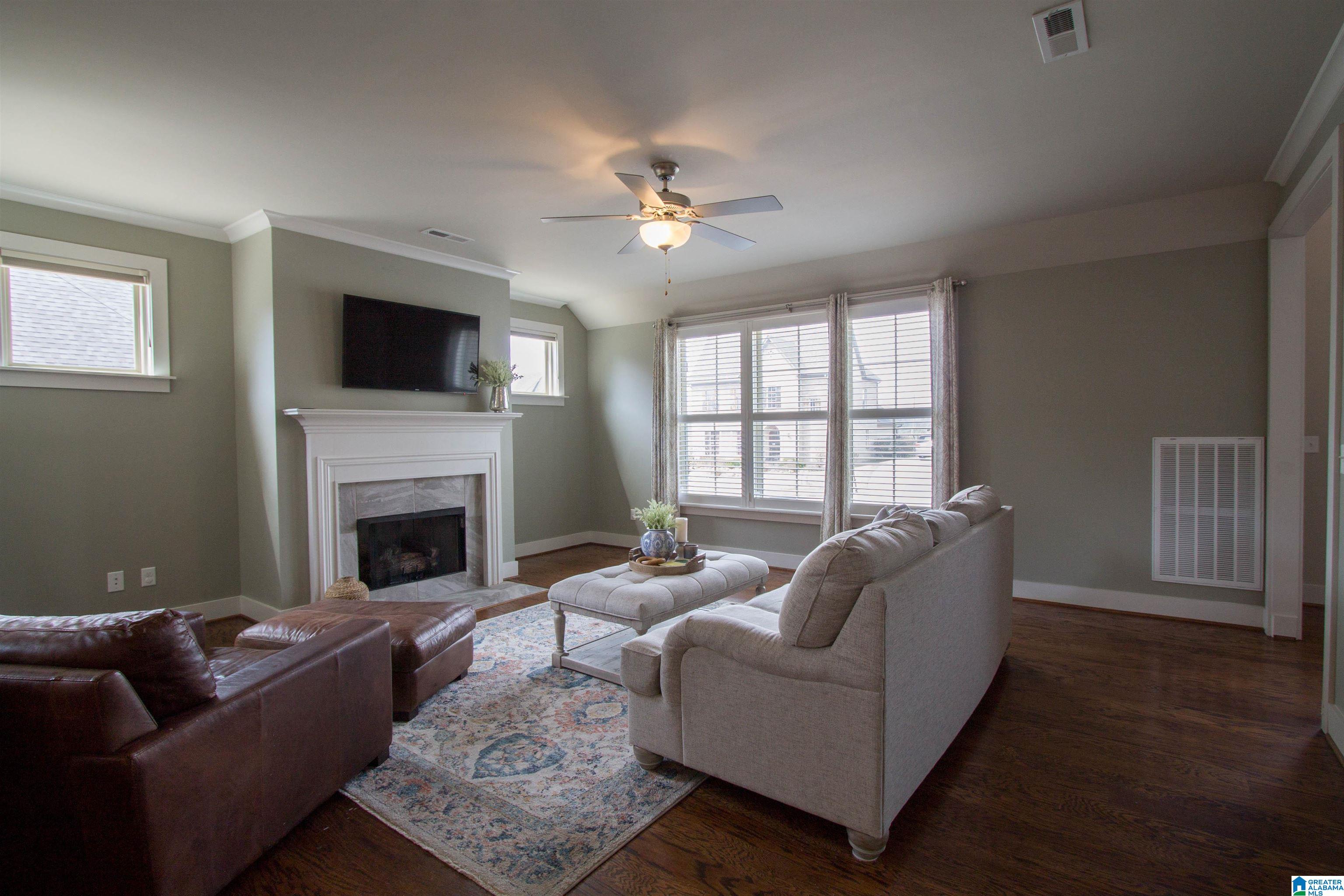 1049 Evan Circle Chelsea, AL 35043 - Photo 8 of 38
