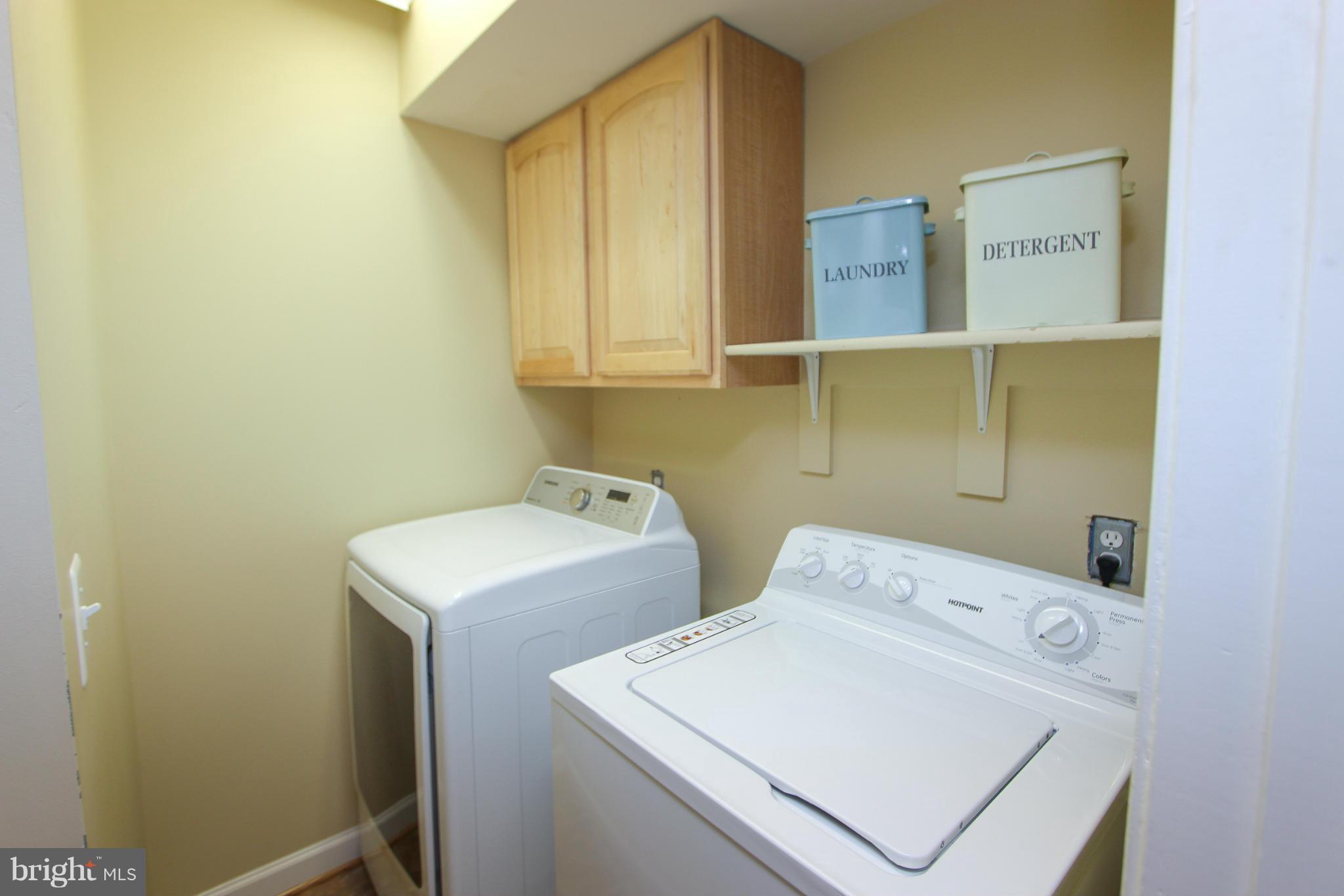 25533 Fretton Square Chantilly, VA 20152 - Photo 14 of 30 Lower level Laundry