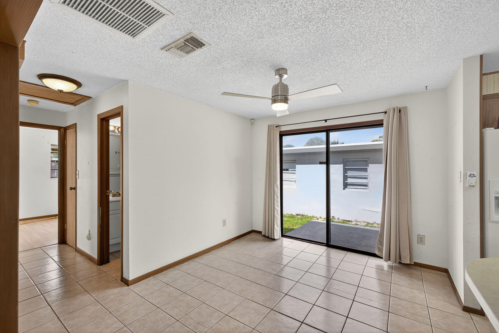 1332 West 33rd Street Riviera Beach, FL 33404 - Photo 6 of 25 a view of a hallway with entryway