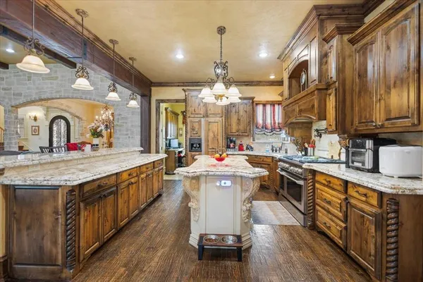 $834,998 | 118 Carmel Place, Mabank, TX 75156