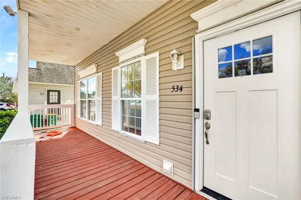 $2,950 | 534 Leawood Circle, Naples, FL 34104