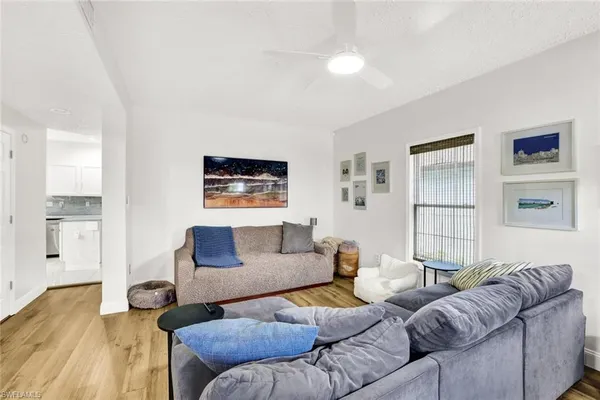 $2,950 | 534 Leawood Circle, Naples, FL 34104