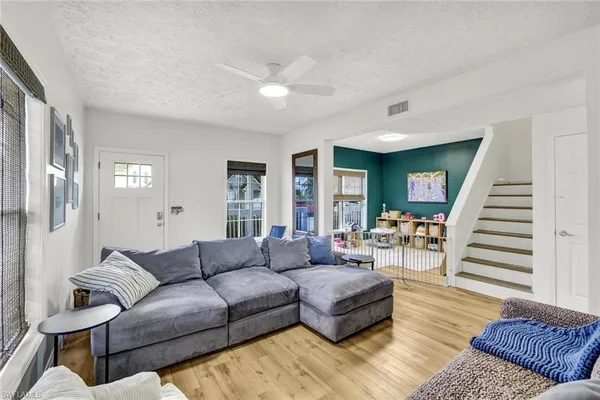 $2,950 | 534 Leawood Circle, Naples, FL 34104