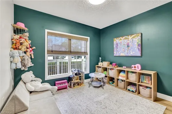$2,950 | 534 Leawood Circle, Naples, FL 34104