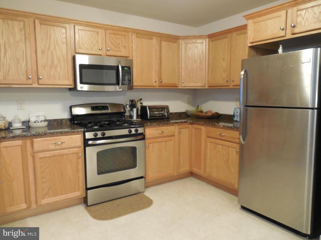 502 White Chapel Road Lancaster, PA 17603 - Photo 3 of 17