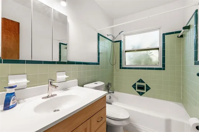 $2,500 | 885 James Street, Dunedin, FL 34698