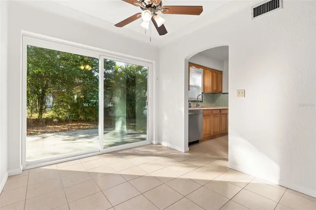 $2,500 | 885 James Street, Dunedin, FL 34698