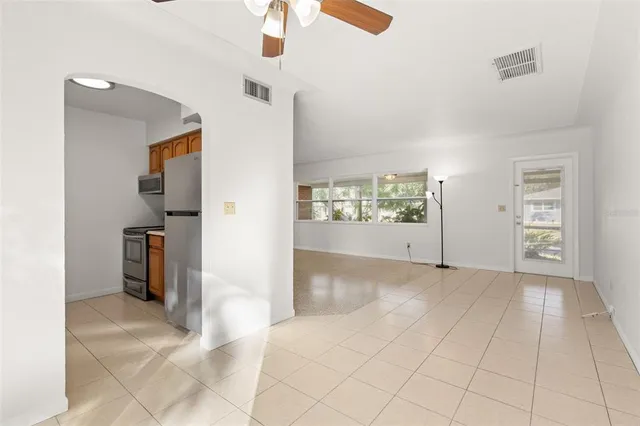 $2,500 | 885 James Street, Dunedin, FL 34698