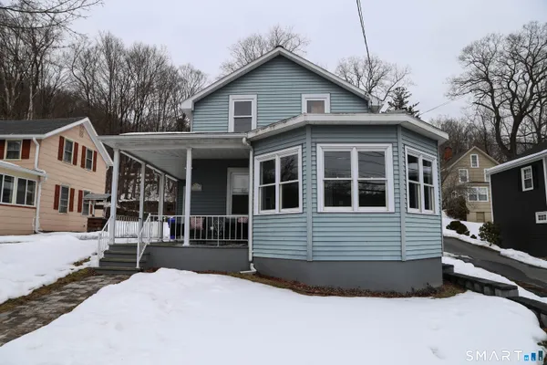 $305,000 | 58 Litchfield Street, Thomaston, CT 06787