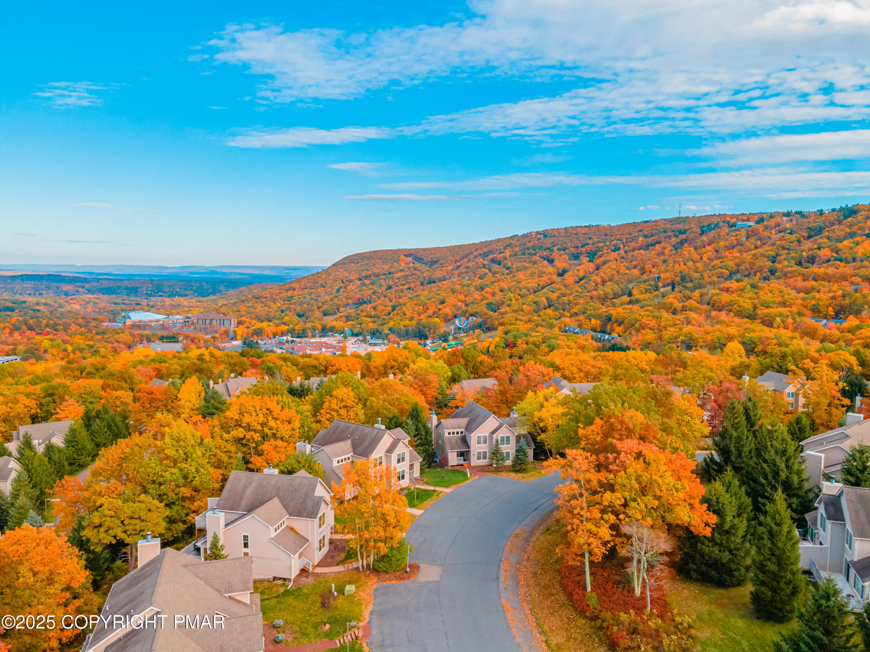 182 Upper Village Way Tannersville, PA 18372 - Photo 53 of 67 a view of an ocean