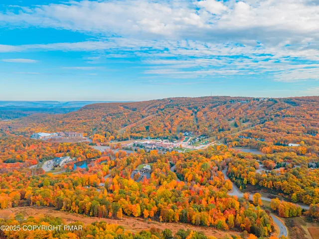 $249,900 | 182 Upper Village Way, Tannersville, PA 18372