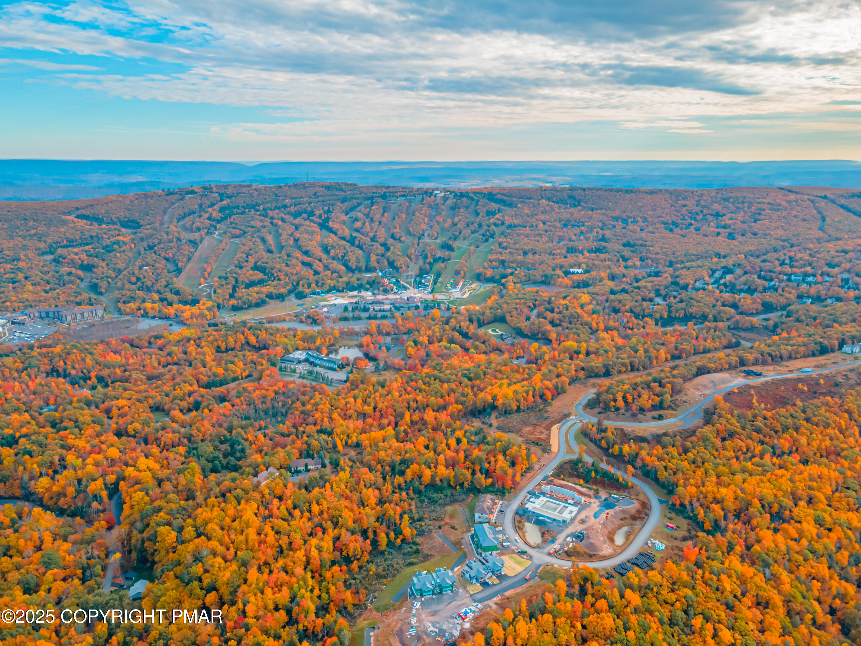 182 Upper Village Way Tannersville, PA 18372 - Photo 61 of 67 view of city and ocean