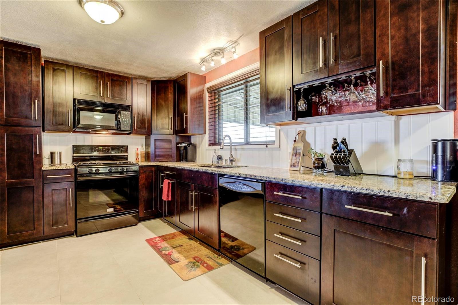 4340 Pierce Street Wheat Ridge, CO 80033 - Photo 10 of 22