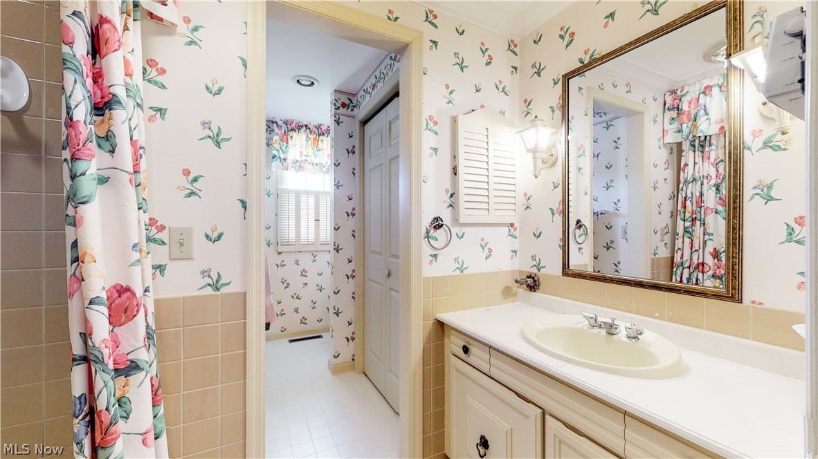 4004 River Road Vienna, WV 26105 - Photo 17 of 20
