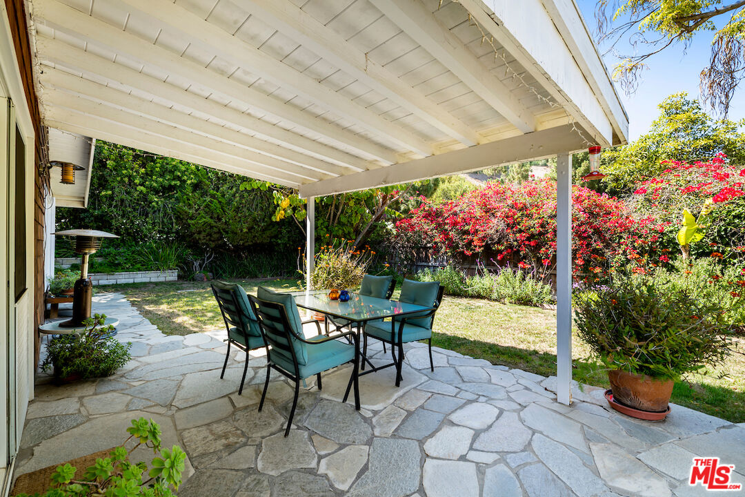 1336 Las Canoas Road Pacific Palisades, CA 90272 - Photo 29 of 37 a outdoor view with a sitting space