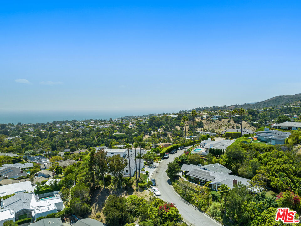 1336 Las Canoas Road Pacific Palisades, CA 90272 - Photo 37 of 37 an aerial view of multiple house