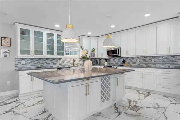 $849,000 | 3922 West Bay View Avenue, Tampa, FL 33611