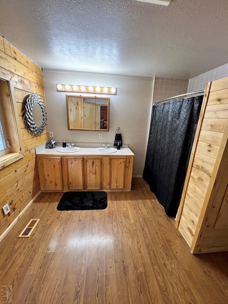 105 St Charles Avenue Rye, CO 81069 - Photo 15 of 35 a bedroom with a bed and a window