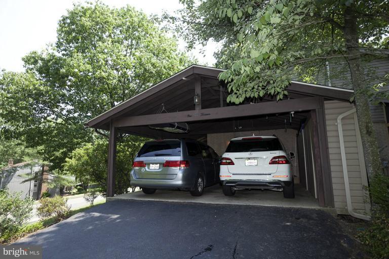 11013 Ring Road Reston, VA 20190 - Photo 14 of 28 Carport