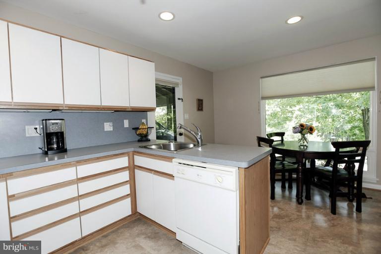 11013 Ring Road Reston, VA 20190 - Photo 16 of 28 Kitchen - Another View