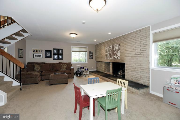 11013 Ring Road Reston, VA 20190 - Photo 4 of 28 Spacious Multi-Purpose Room