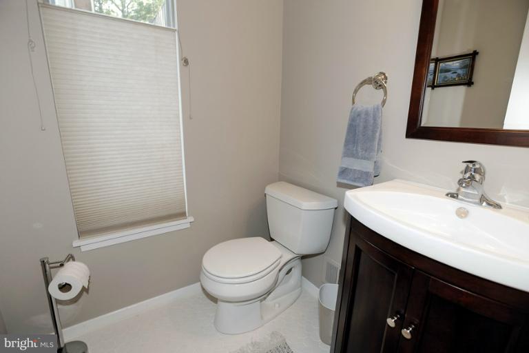 11013 Ring Road Reston, VA 20190 - Photo 10 of 28 Newly Renovated Half Bath