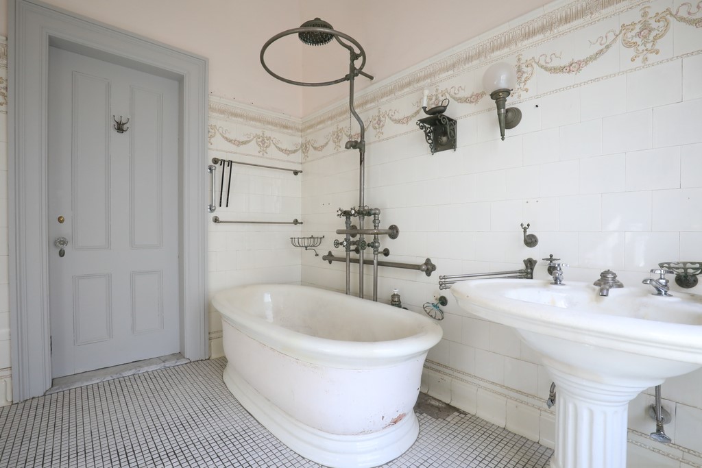 189 Hope Street, Unit 2 Providence, RI 02906 - Photo 15 of 17