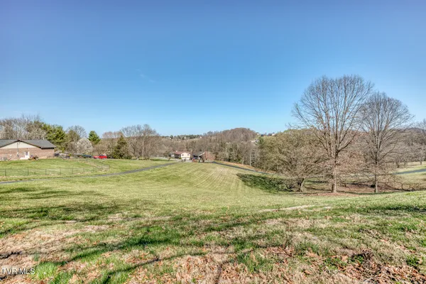 $620,000 | 16 Chaucer Court, Gray, TN 37615