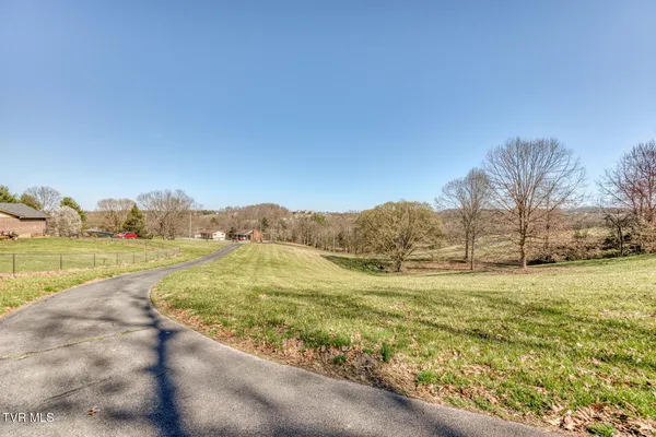 $620,000 | 16 Chaucer Court, Gray, TN 37615