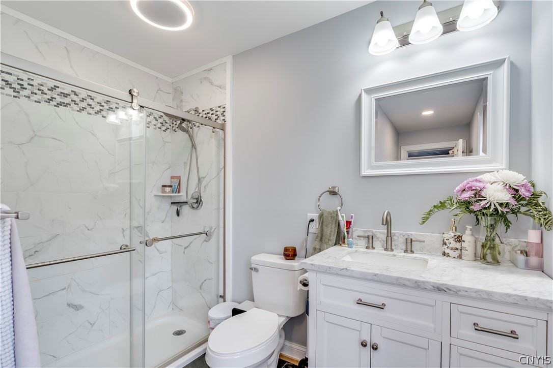 244 North Rutland Street Watertown, NY 13601 - Photo 13 of 27