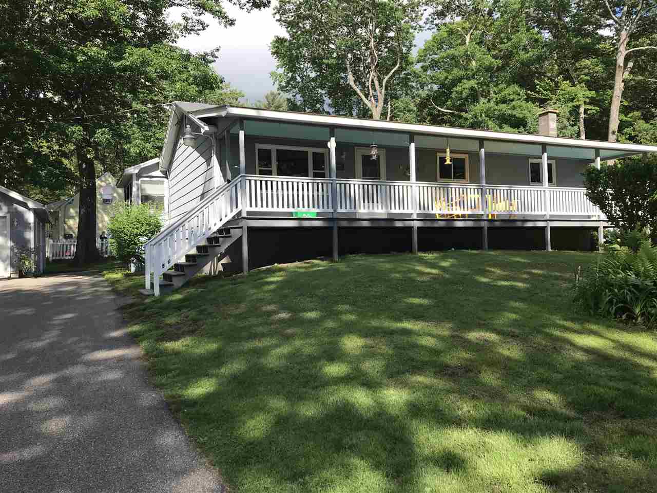 7 Cherokee Street Dover, NH 03820 - Photo 3 of 39 Gallery Image 3
