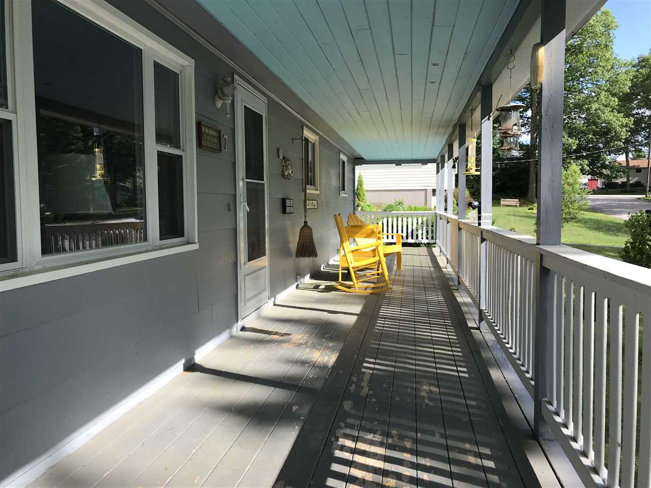 7 Cherokee Street Dover, NH 03820 - Photo 4 of 39 Gallery Image 4