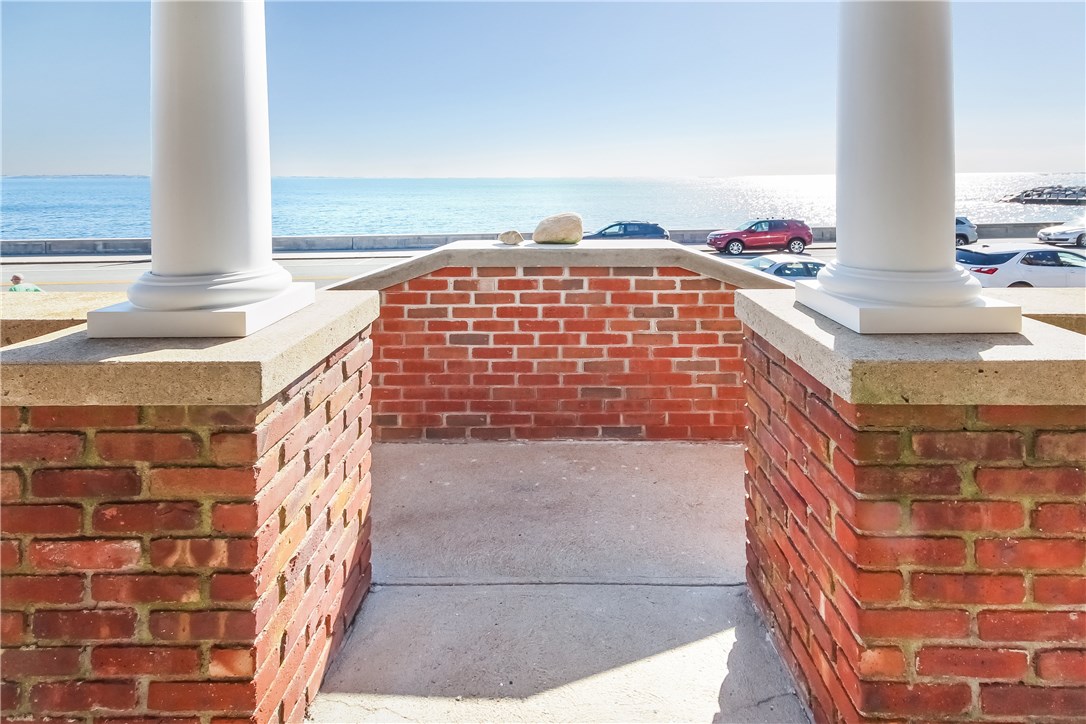 165 Ocean Road, Unit 4 Narragansett, RI 02882 - Photo 2 of 30