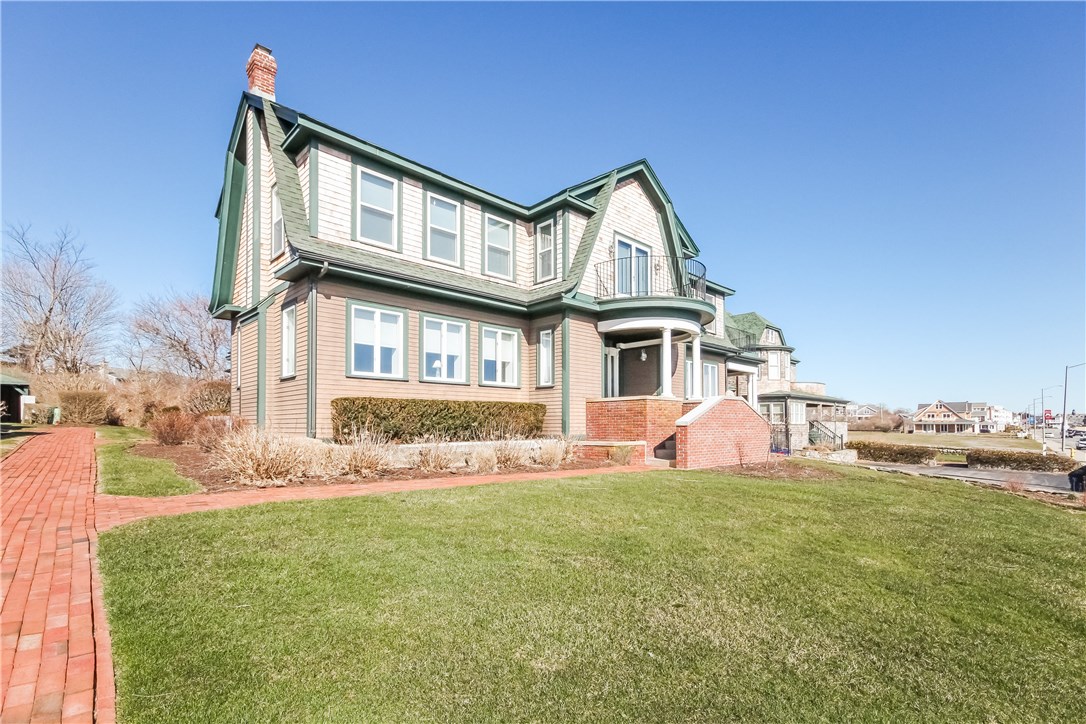 165 Ocean Road, Unit 4 Narragansett, RI 02882 - Photo 3 of 30