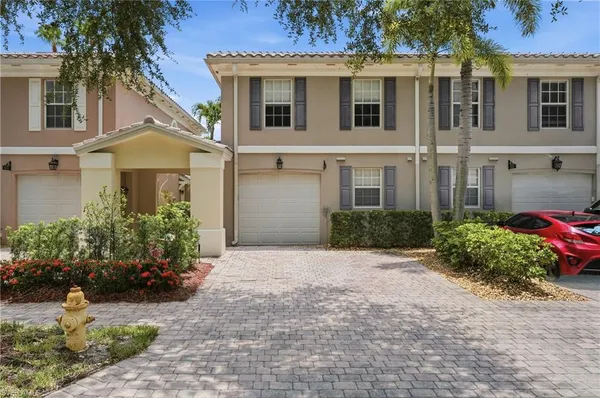 $389,900 | 5661 Cove Circle, Unit 51, Naples, FL 34119