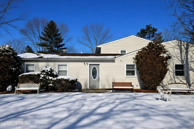 $2,000 | Undisclosed Address, Morganville, NJ 07751